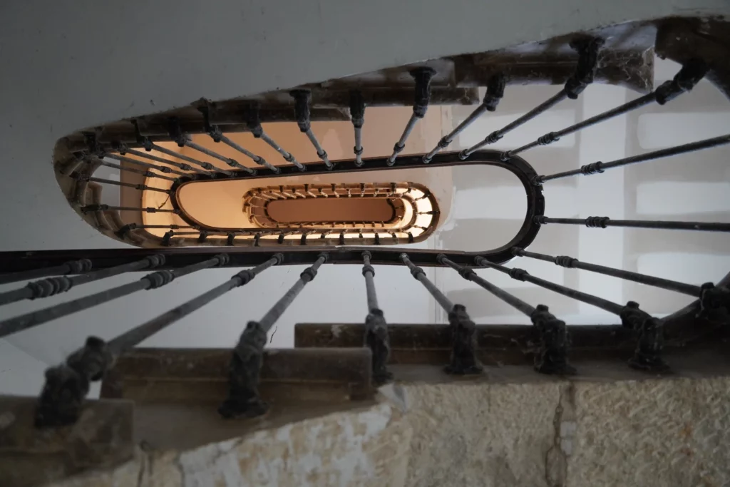 Restauration et extension en Gironde chantier escalier - Princz de la Chapelle