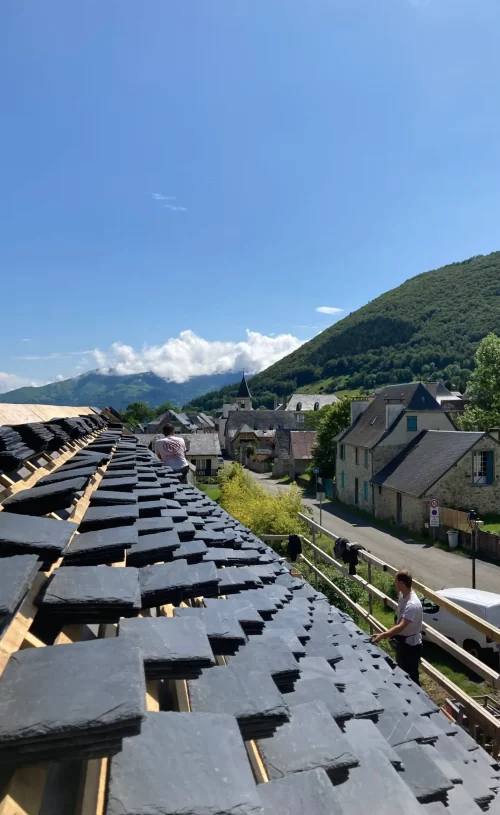 Maison construction neuve chantier toit - Princz de la Chapelle