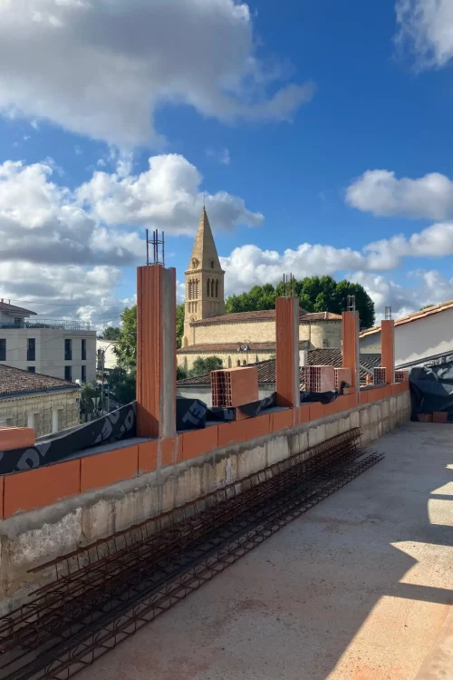 Restauration et extension le Bouscat chantier surélévation - Princz de la Chapelle